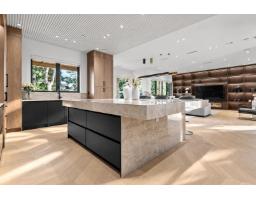 1072 Habgood Street, White Rock, BC V4B4W8 Photo 12