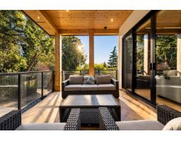 1072 Habgood Street, White Rock, BC V4B4W8 Photo 19
