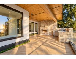 1072 Habgood Street, White Rock, BC V4B4W8 Photo 23
