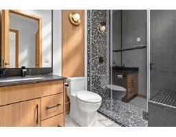1072 Habgood Street, White Rock, BC V4B4W8 Photo 37