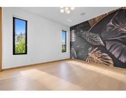 1072 Habgood Street, White Rock, BC V4B4W8 Photo 32