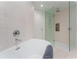1439 George Street, White Rock, BC V4B0B9 Photo 15