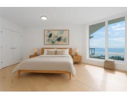 1439 George Street, White Rock, BC V4B0B9 Photo 12