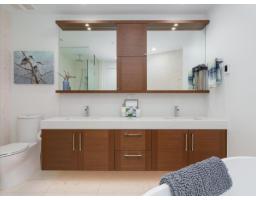 1439 George Street, White Rock, BC V4B0B9 Photo 14