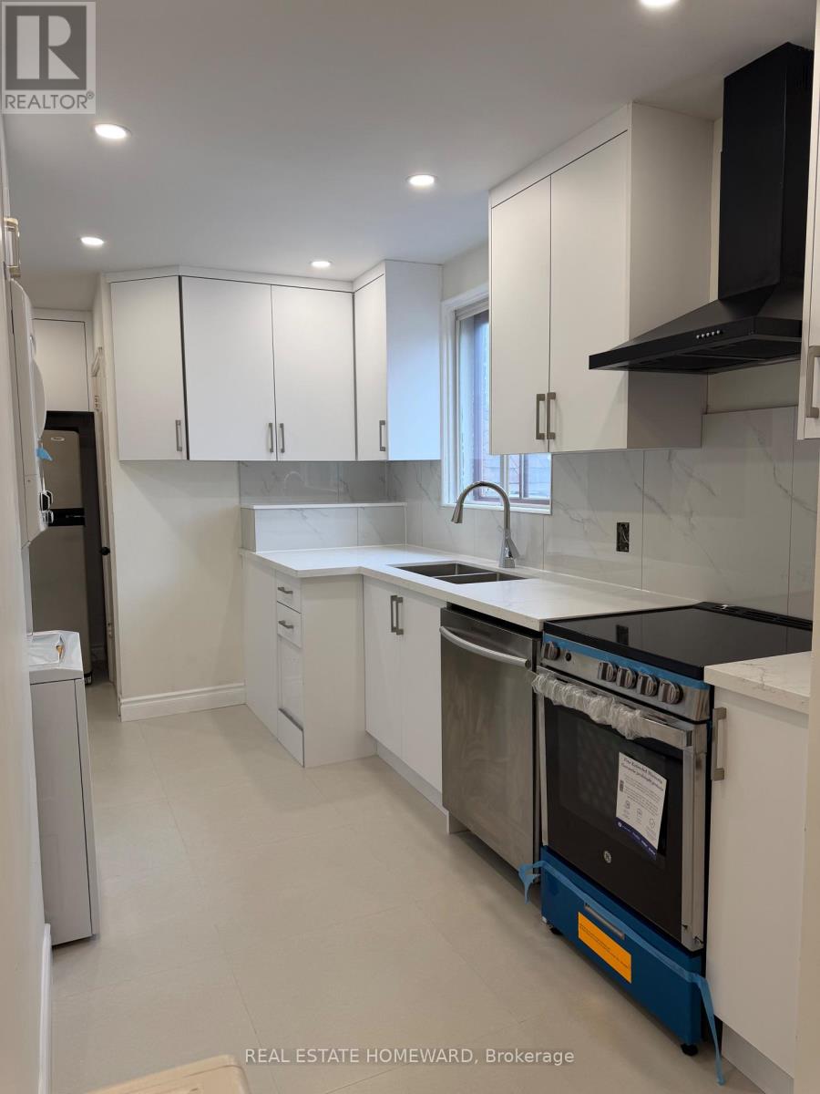 Photo of 124 Glencrest Boulevard
