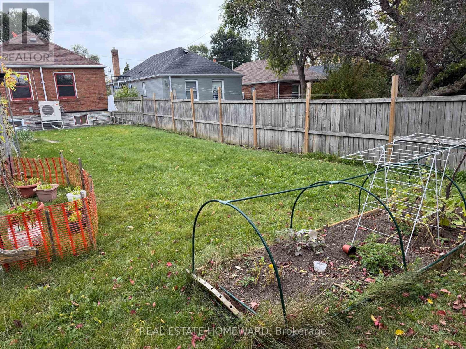124 Glencrest Boulevard — photo 21