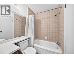 260 Berwick Drive NW - photo 26