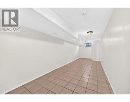 260 Berwick Drive NW - photo 29