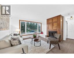 260 Berwick Drive NW - photo 3