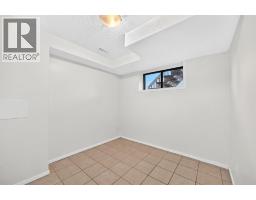 260 Berwick Drive NW - photo 39