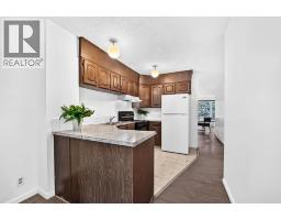 260 Berwick Drive NW - photo 9