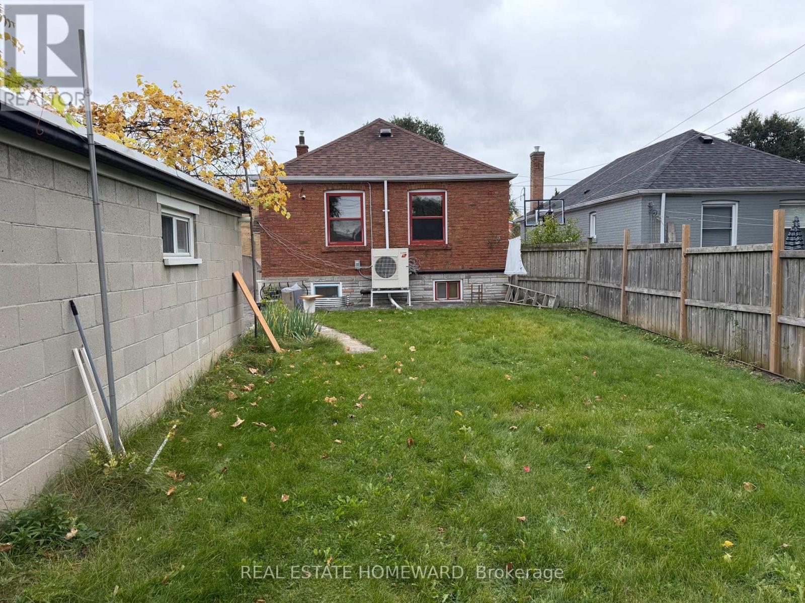 124 Glencrest Boulevard — photo 22