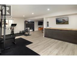 319 Mccarren Avenue, Kelowna, BC V1W5A6 Photo 34