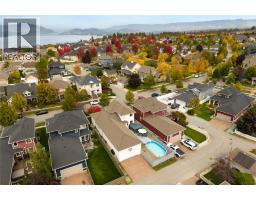 319 Mccarren Avenue, Kelowna, BC V1W5A6 Photo 53