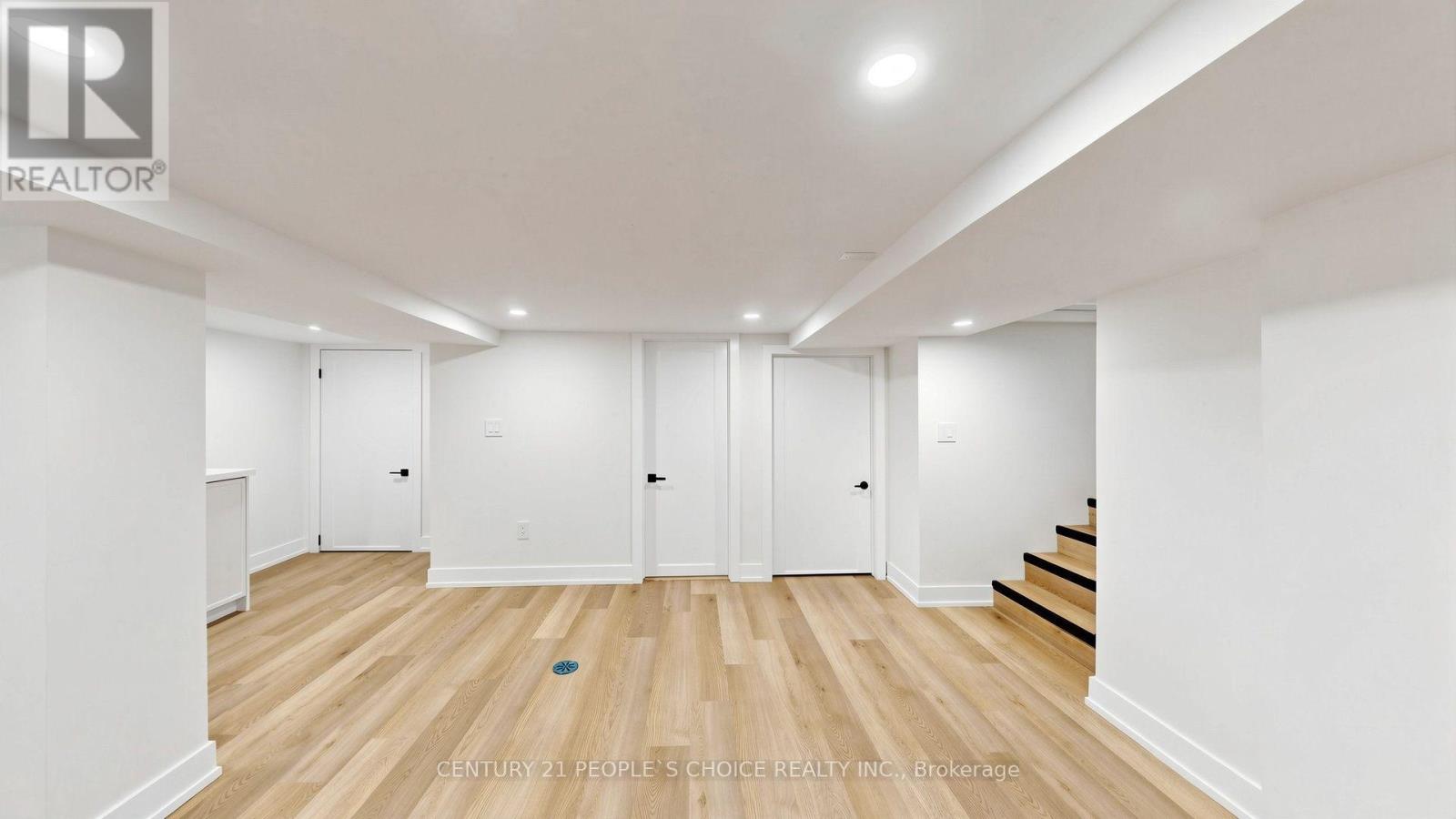 7 Cecil Street — photo 26