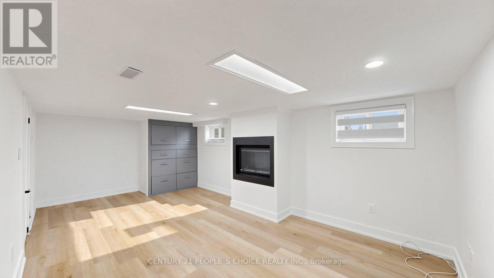 7 Cecil Street — photo 33