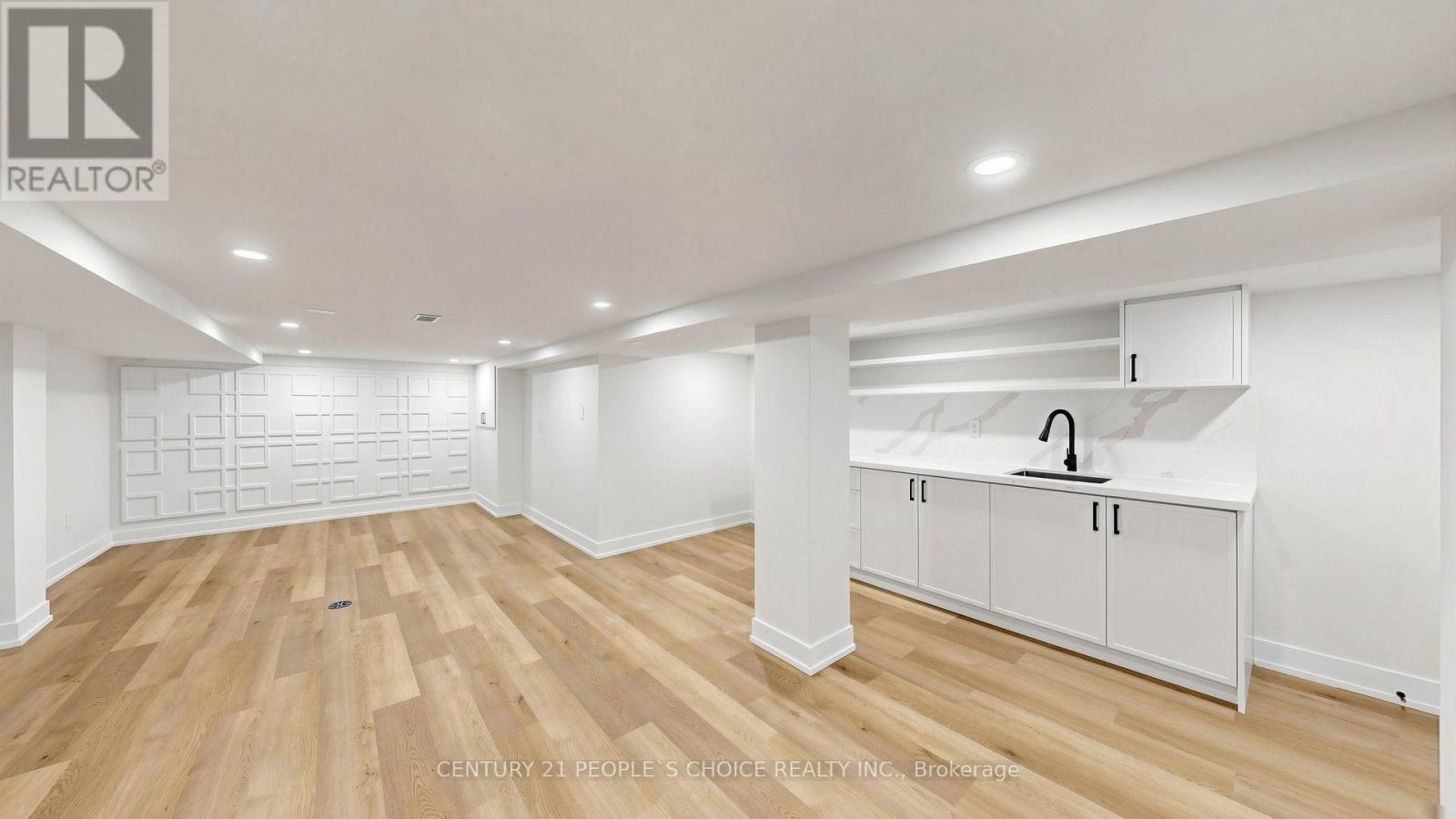7 Cecil Street — photo 29