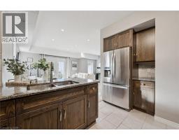1114 Fairway Road N Unit# B, Kitchener, ON N2A0H6 Photo 11