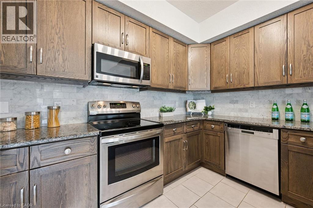 1114 Fairway Road North — photo 10
