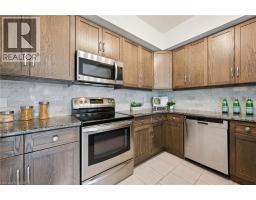 1114 Fairway Road N Unit# B, Kitchener, ON N2A0H6 Photo 10