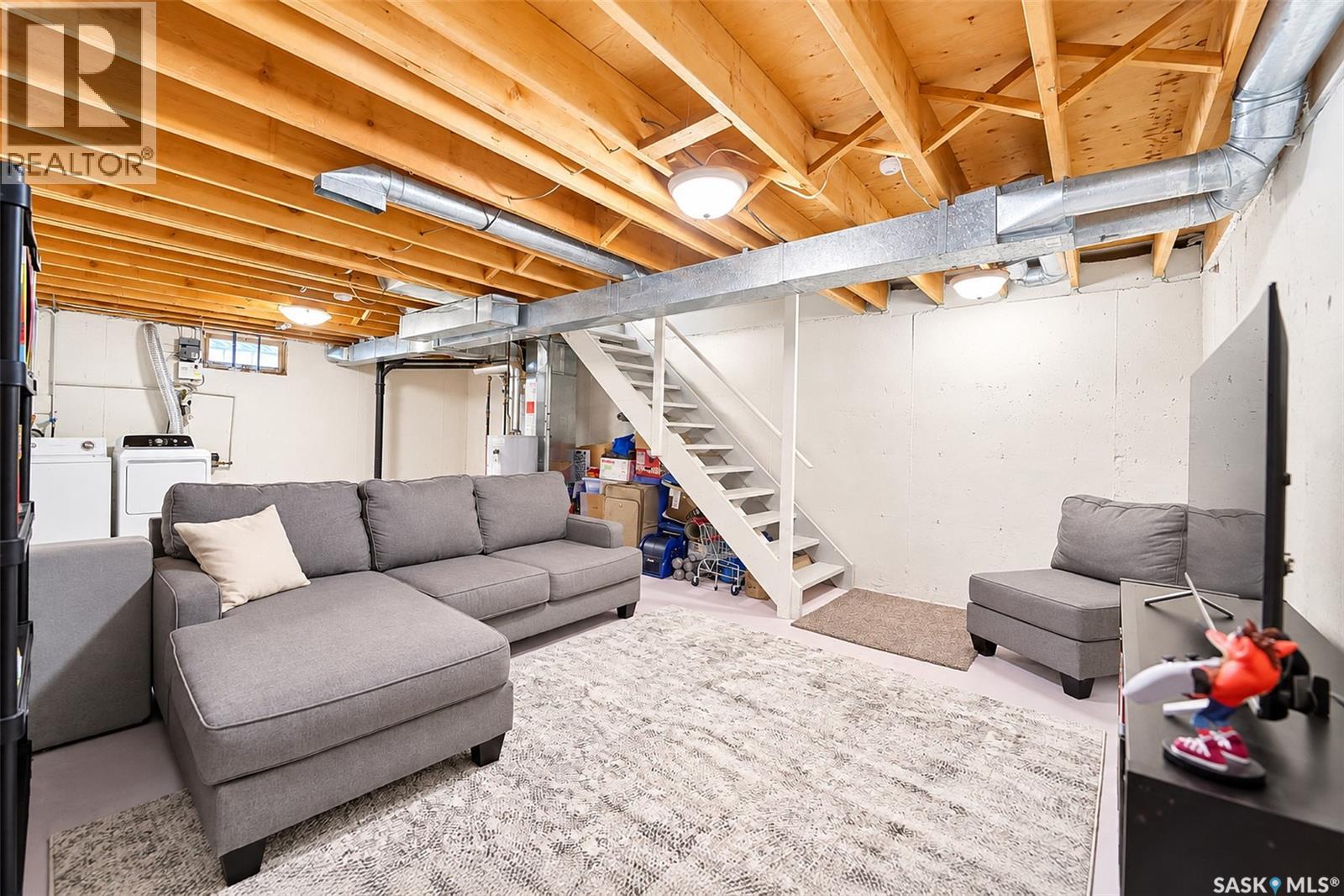 22 Manitou COURT - 38