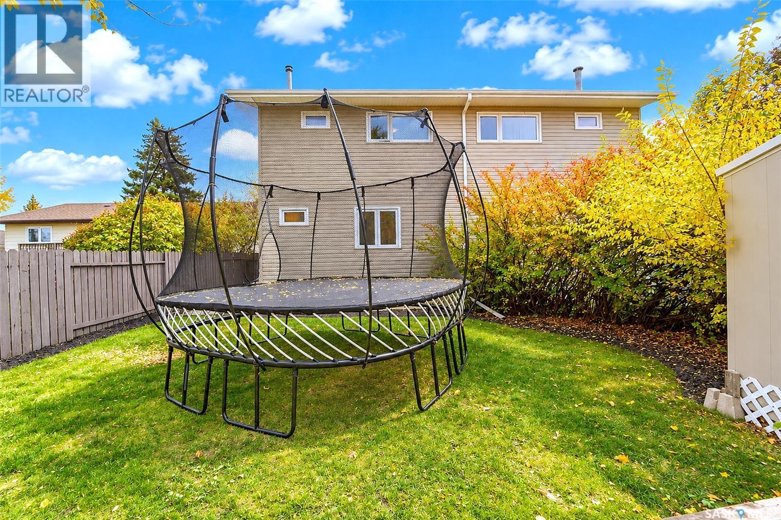 22 Manitou COURT - 47