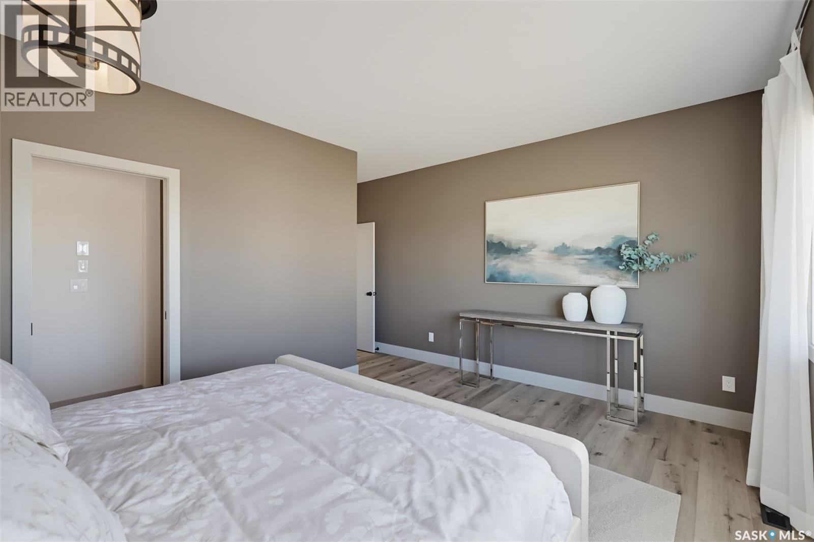 #118 Greenbryre AVENUE - 31