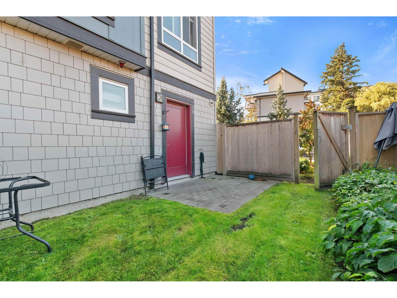Photo of 29 5515 199A STREET 40