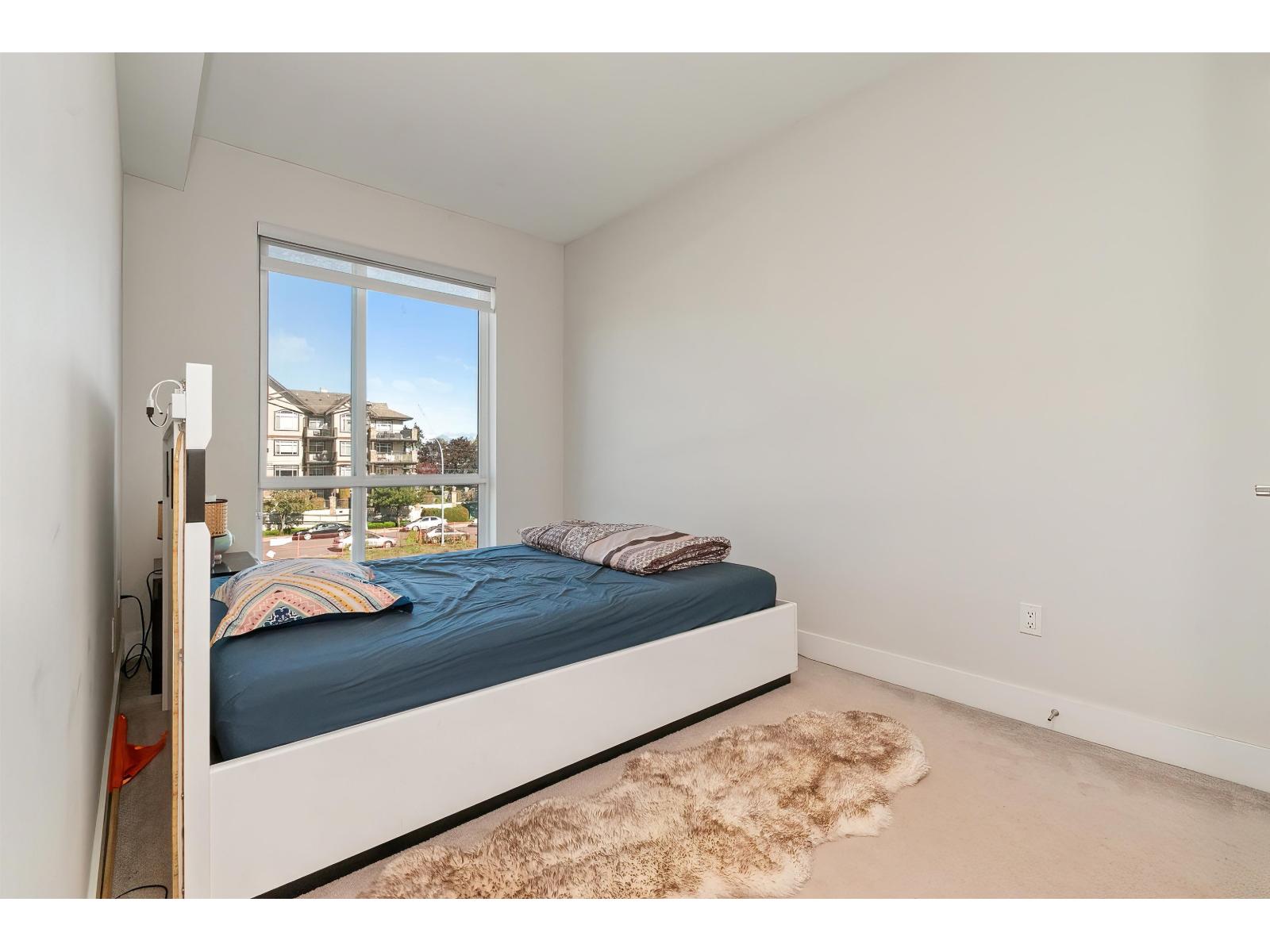 Photo of 29 5515 199A STREET 27