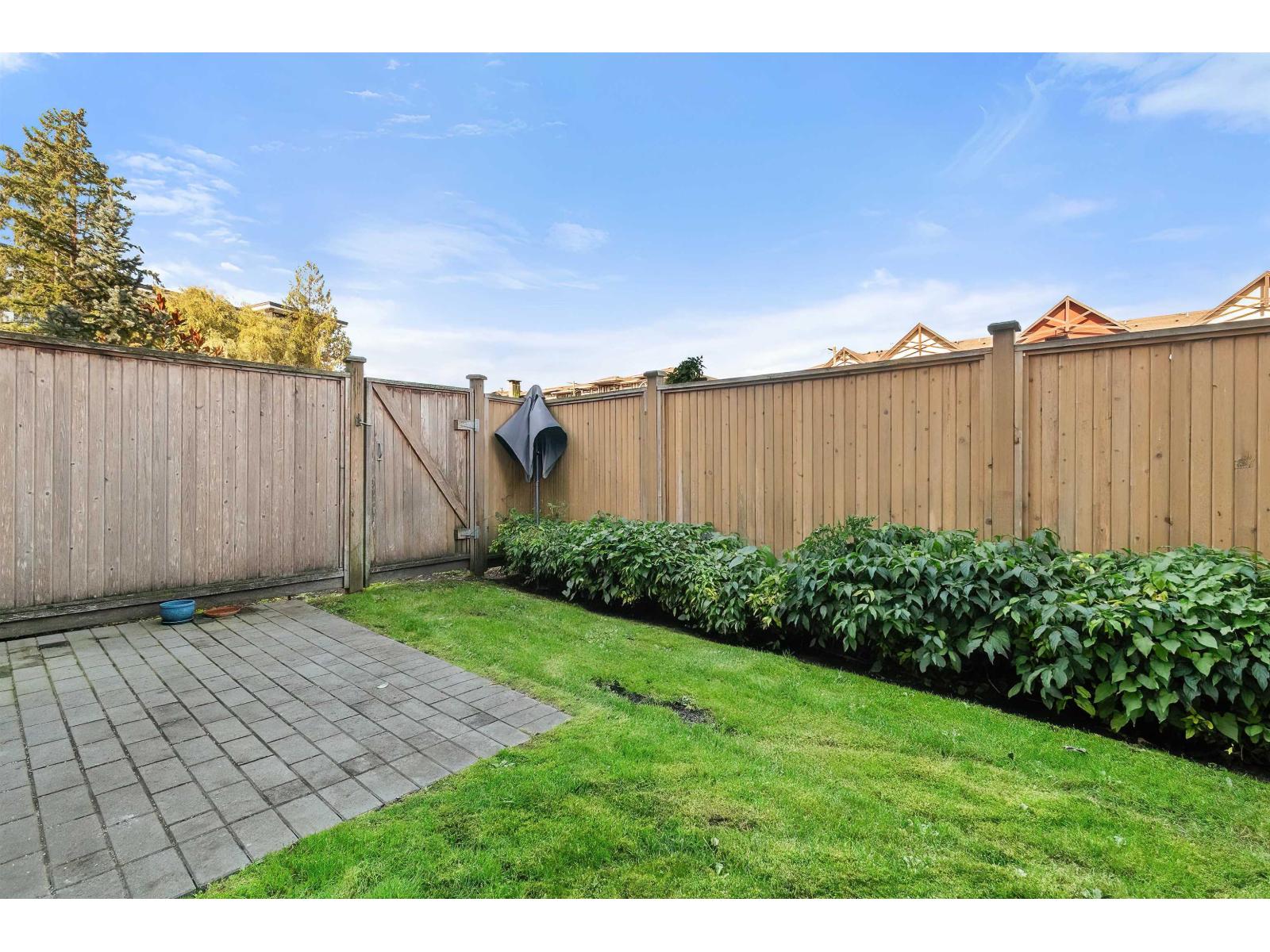 Photo of 29 5515 199A STREET 39
