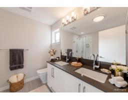 16476 24a Avenue, Surrey, BC V3Z0V8 Photo 18