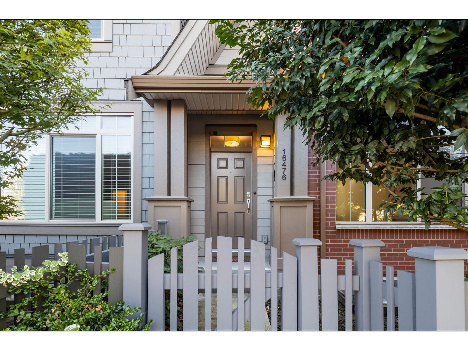 16476 24A AVENUE, Surrey British Columbia