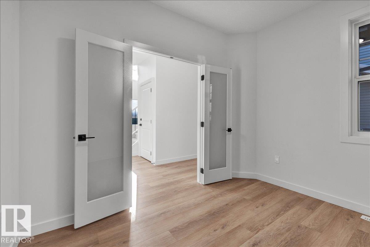 Property photograph 25 for MLS E4513095