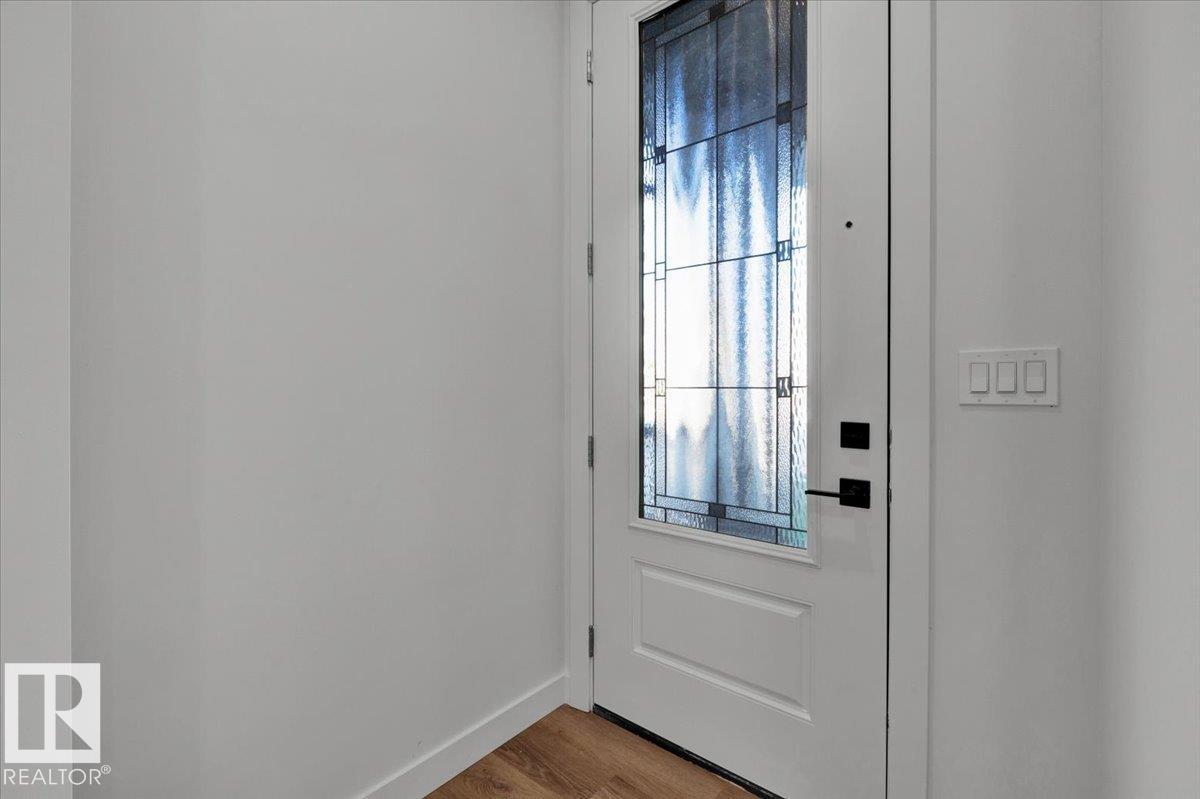 Property photograph 4 for MLS E4513095