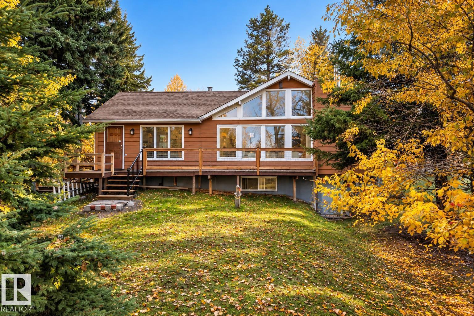 Photo of 4315 Leisure LN, Rural Lac Ste. Anne County