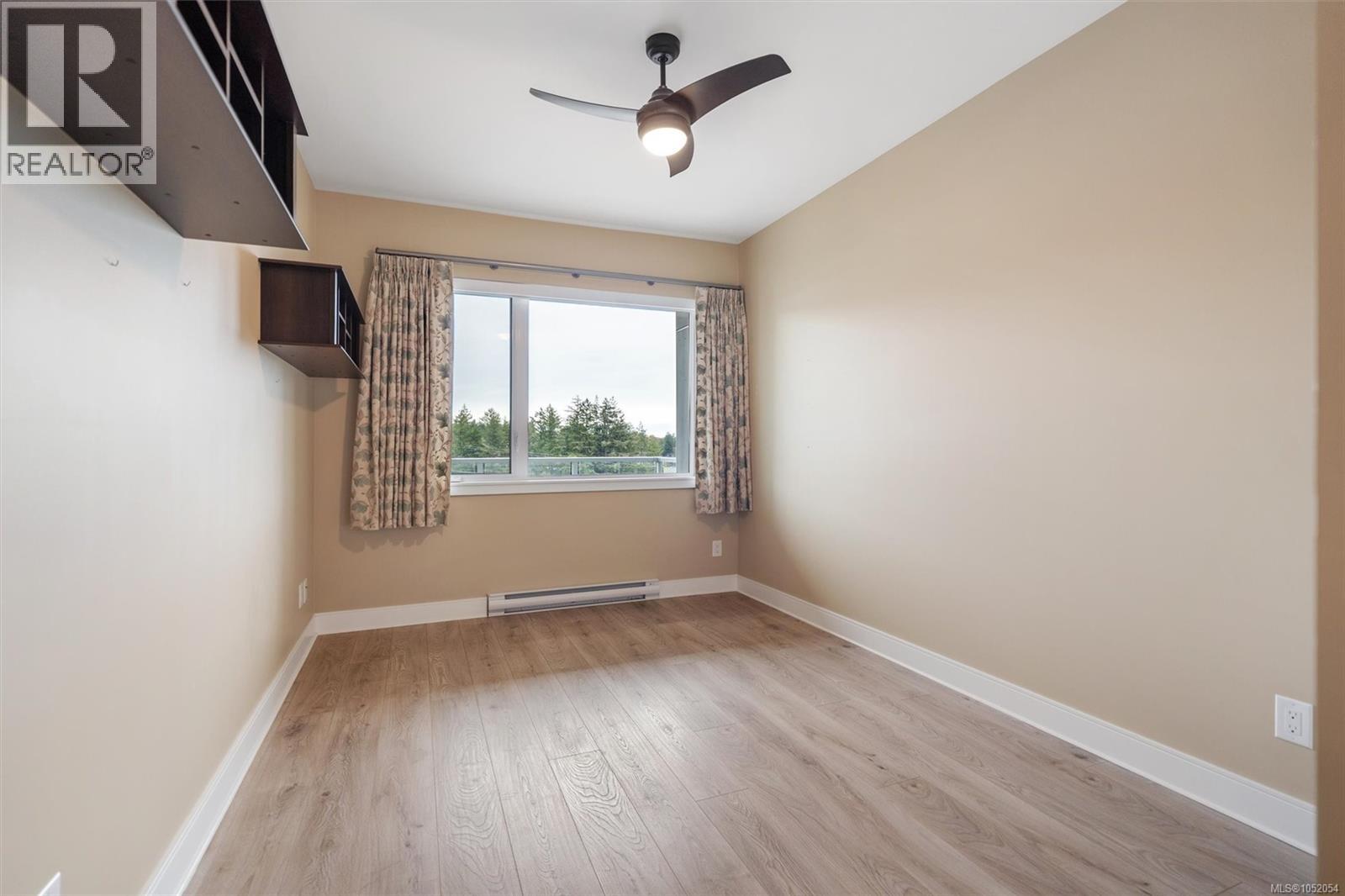 #406 1311 Lakepoint Way - 24