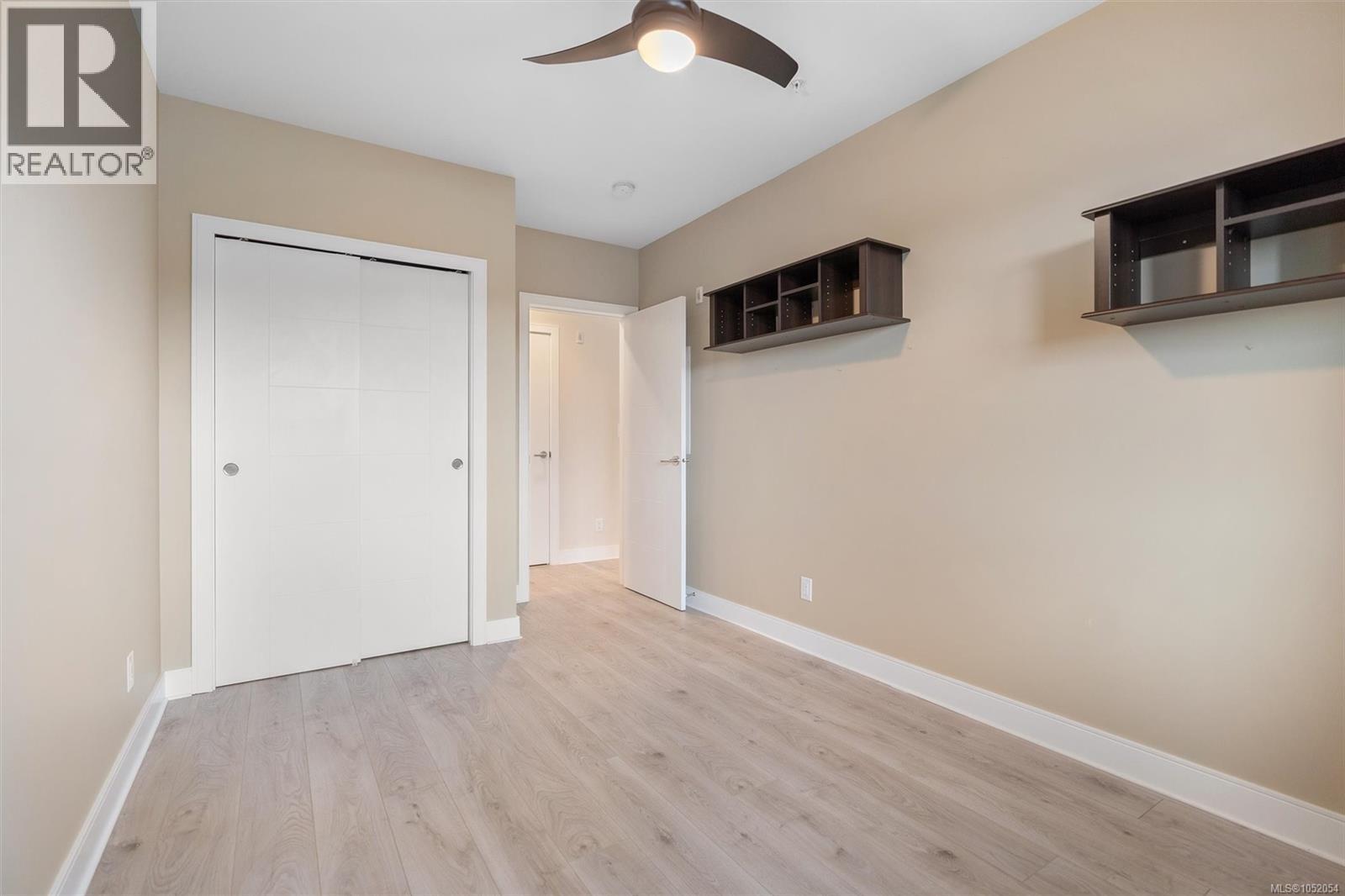 #406 1311 Lakepoint Way - 25