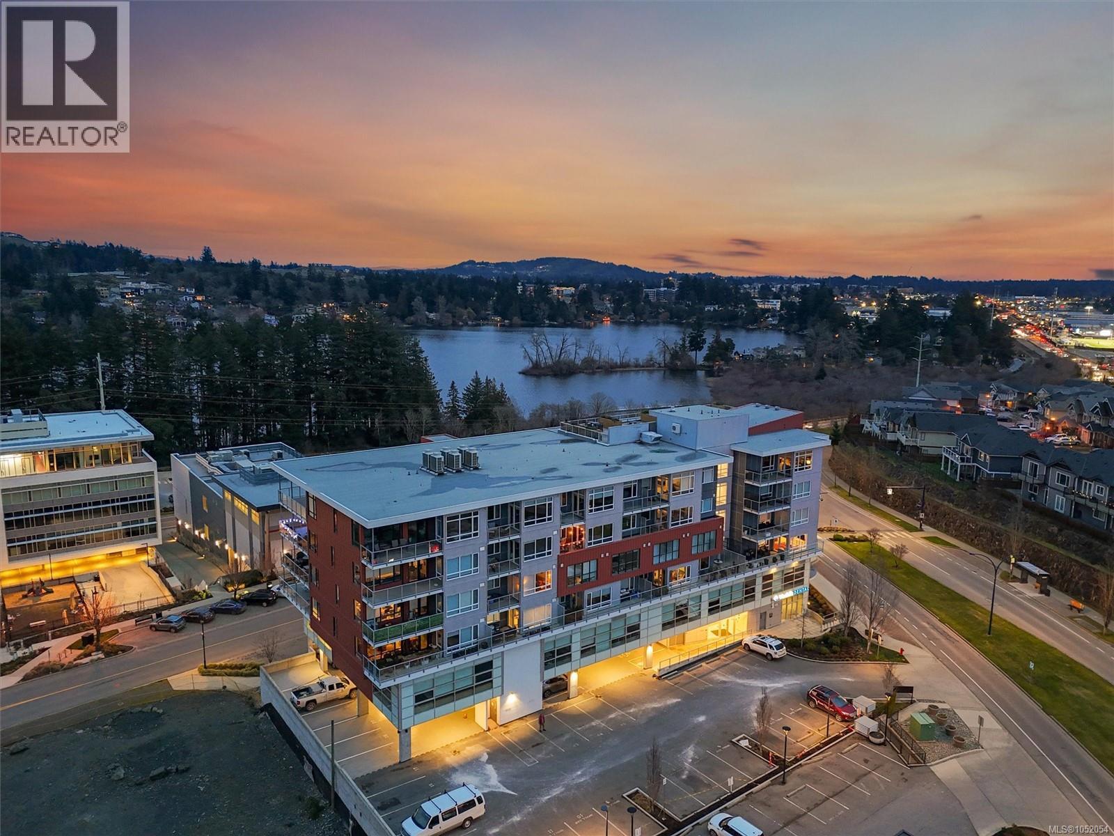 #406 1311 Lakepoint Way - 35