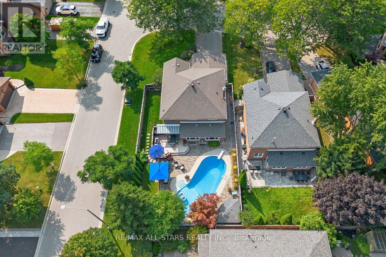 18 Ranger Court, Markham, ON photo 49