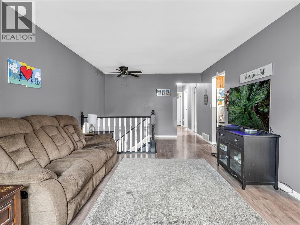 910 William Street — photo 23