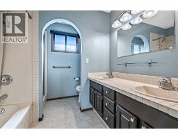 149 WOODHAVEN Drive - photo 17