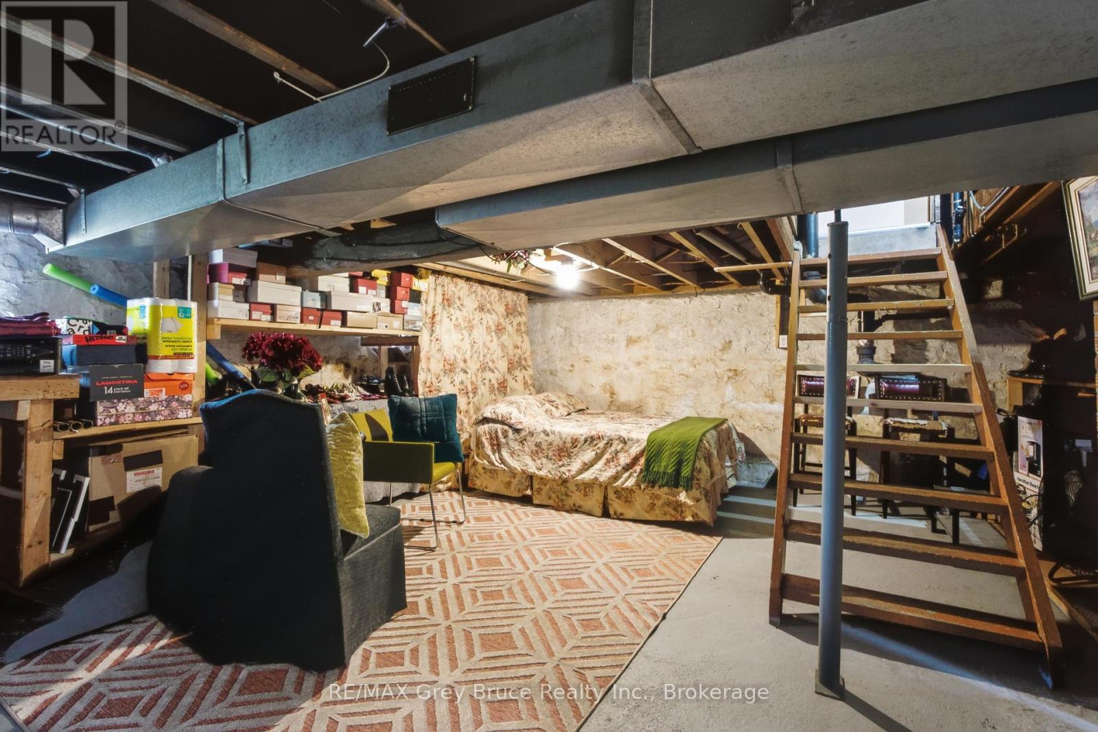 22 Cruickshank Street — photo 44