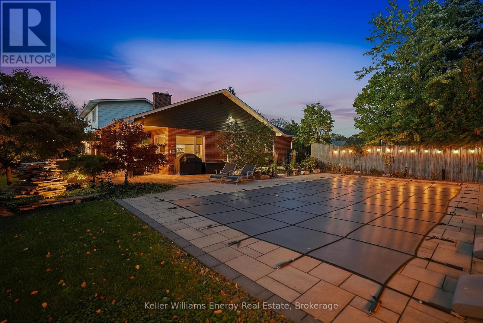 950 Swiss Heights, Oshawa, ON photo 3
