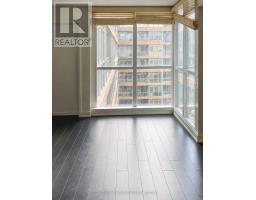 828 - 10 Capreol Court, Toronto, ON M5V4B3 Photo 8