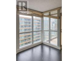 828 - 10 Capreol Court, Toronto, ON M5V4B3 Photo 9