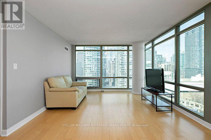 81 Navy Wharf Court — photo 21