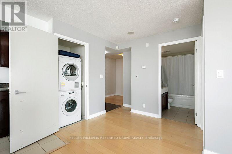 81 Navy Wharf Court — photo 25