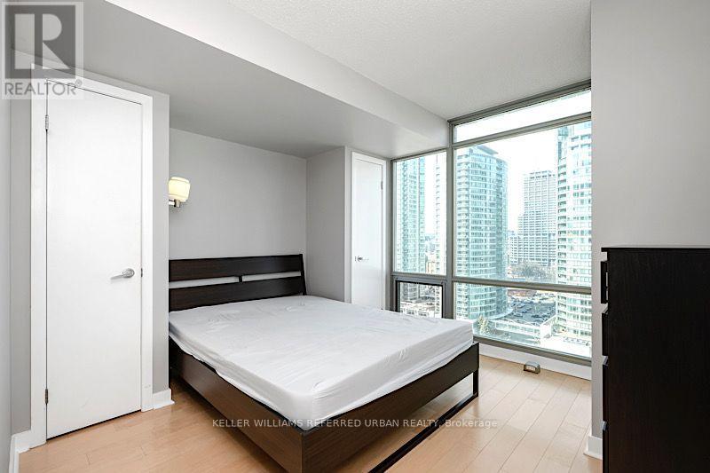81 Navy Wharf Court — photo 27