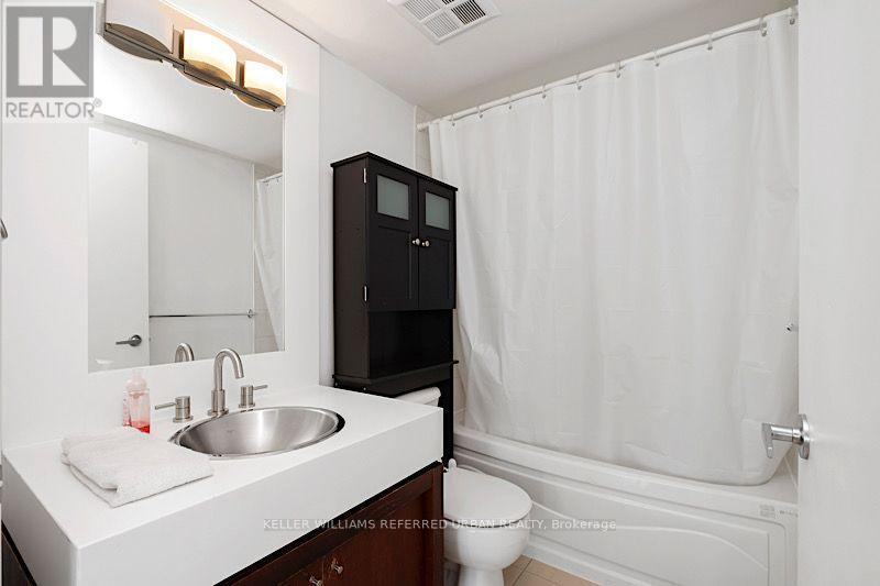 81 Navy Wharf Court — photo 31