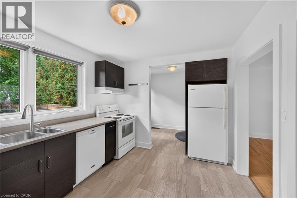247 Homewood Avenue — photo 12